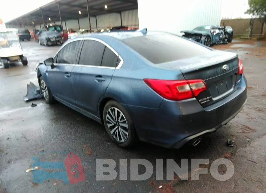 4S3BNAF64J3028279 Photo# 3