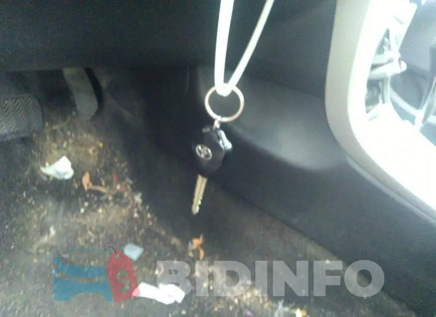 2T1BU4EE4DC086871 Photo# 11