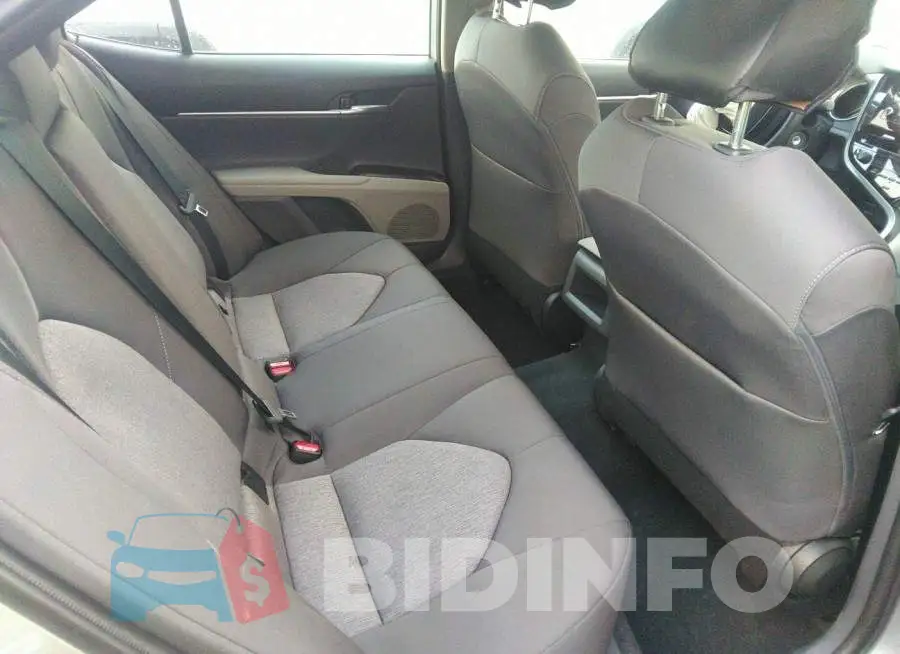4T1C11BK1PU074802 Photo# 8