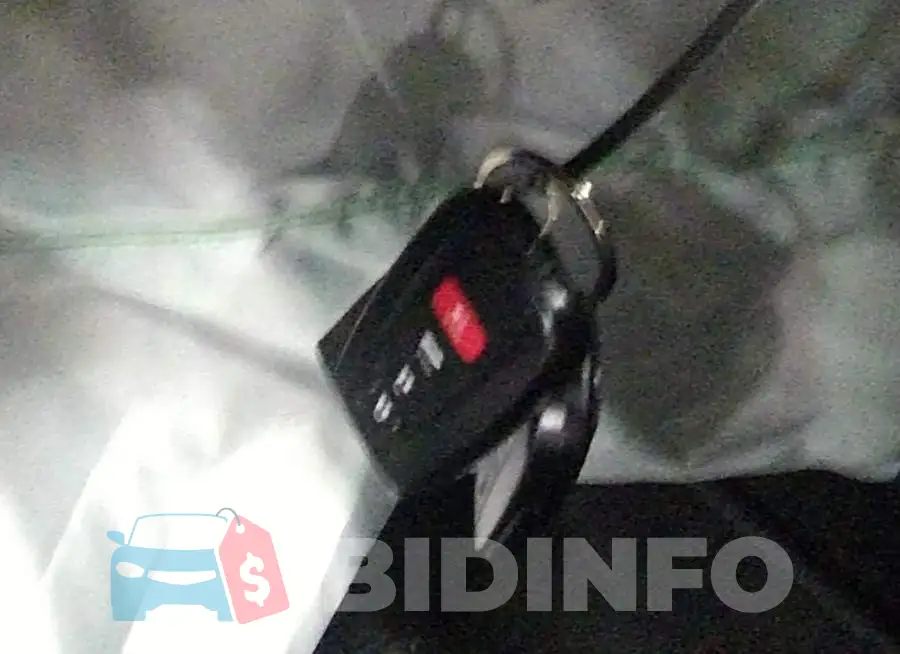 4T1K61BK6PU079152 Photo# 11