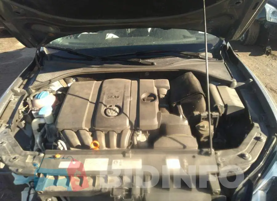 1VWCH7A33DC074425 Photo# 10