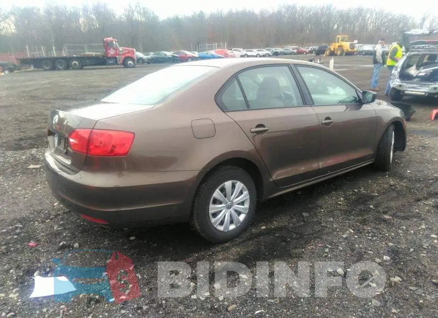 3VW2K7AJ2EM310770 Photo# 4