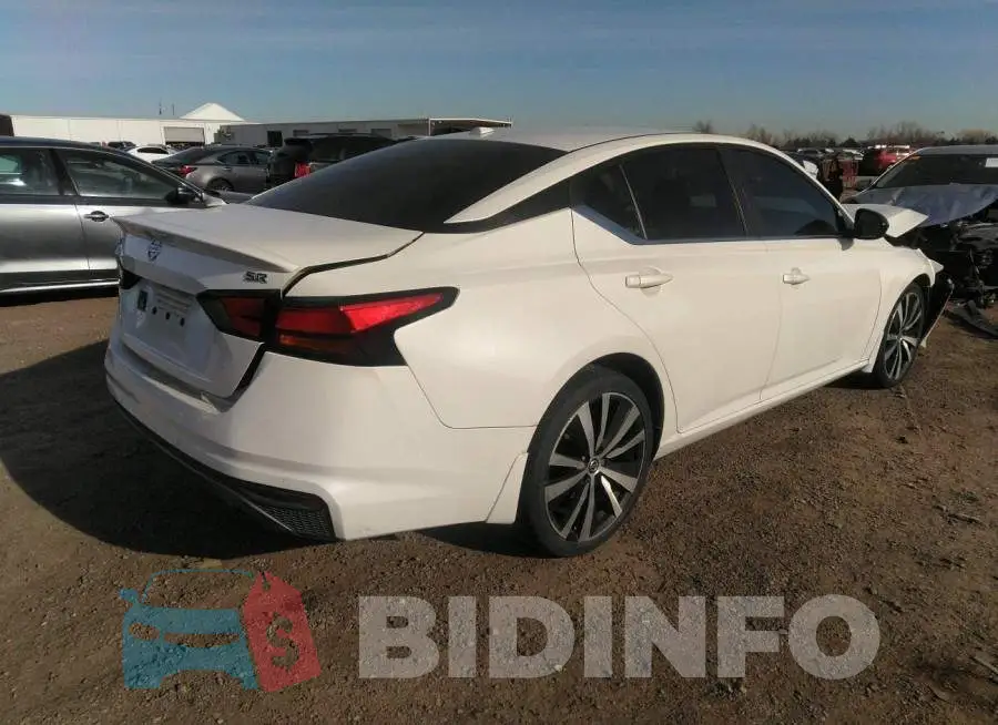 1N4BL4CV5LN305148 Photo# 4