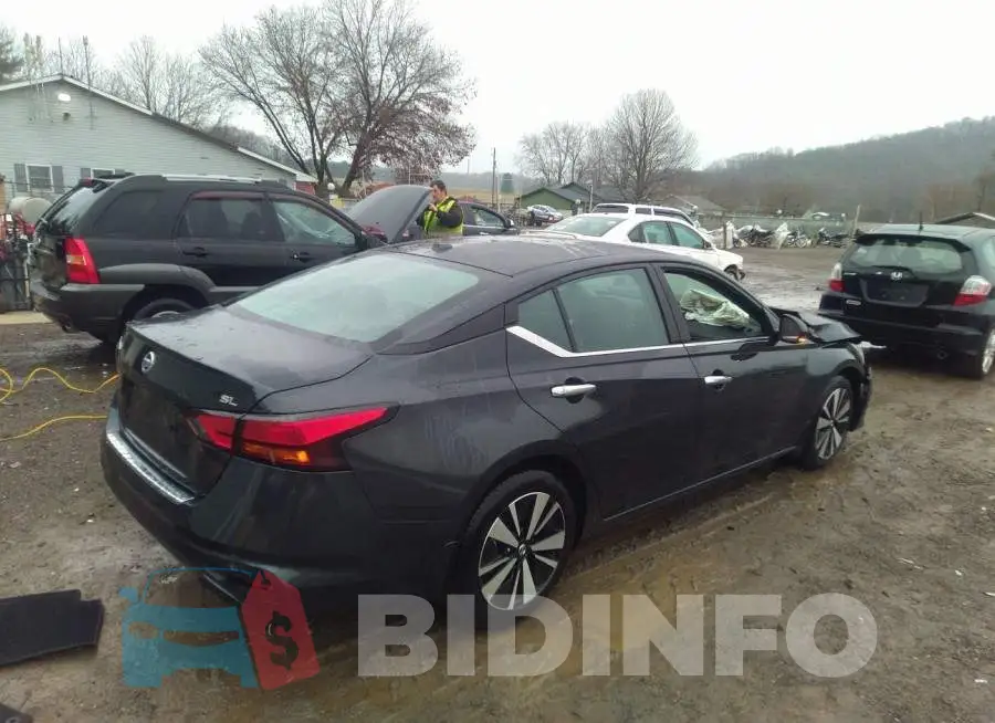 1N4BL4EV8NN402523 Photo# 4