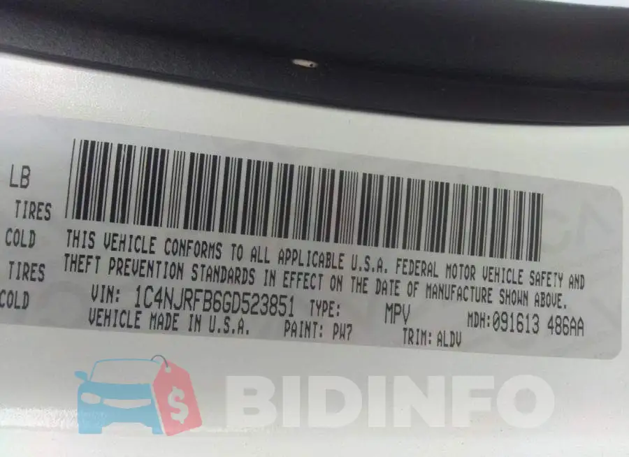 1C4NJRFB6GD523851 Photo# 9