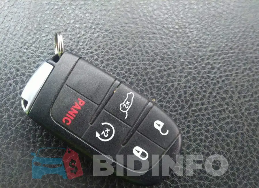 1C4RJFBG9GC328821 Photo# 11
