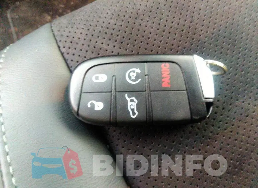 1C4RDJDG0NC204229 Photo# 11