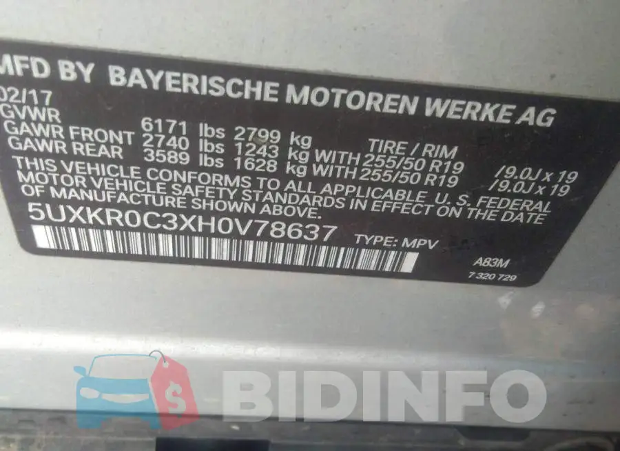 5UXKR0C3XH0V78637 Photo# 9