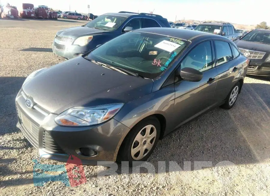 1FADP3E28EL286538 Photo# 2