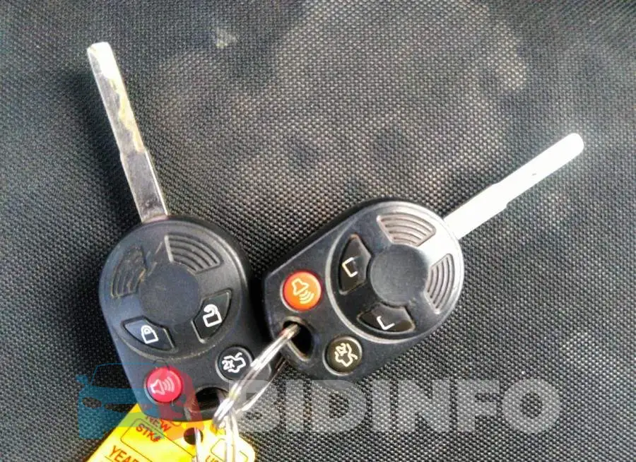 1FADP3F29FL330174 Photo# 11