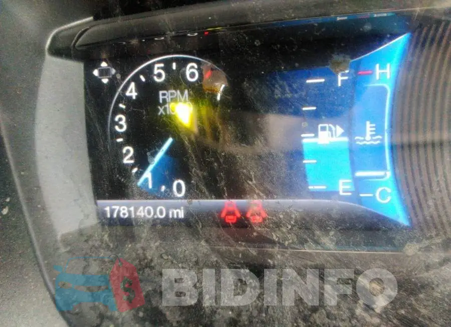 1FAHP2F84GG104084 Photo# 7