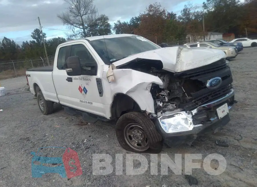 1FT7X2B63HEF42196 Photo# 1