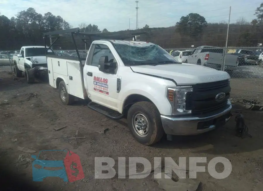1FTBF2A69JEB47413 Photo# 1
