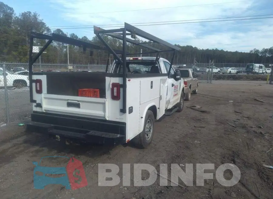 1FTBF2A69JEB47413 Photo# 4