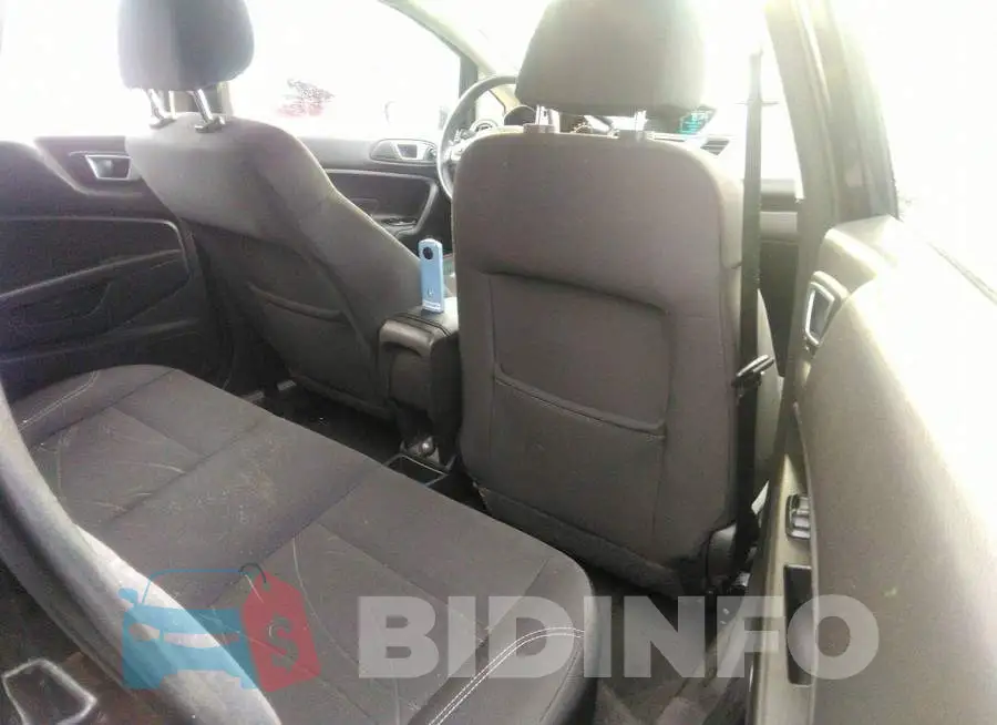 3FADP4EJ0FM146058 Photo# 8