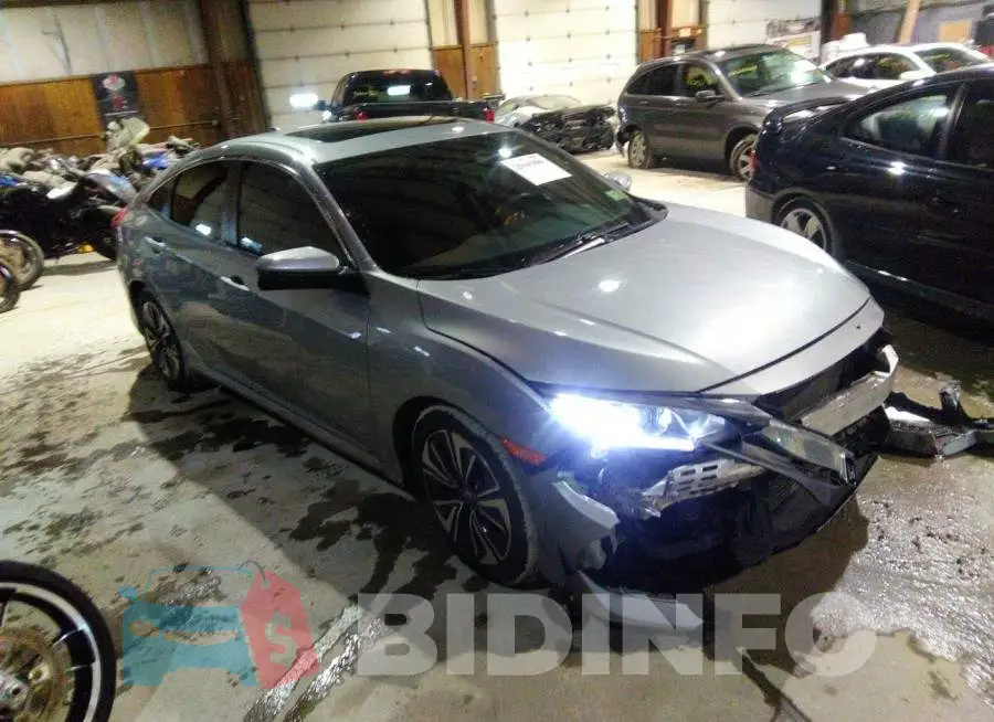 19XFC1F36HE210775 Photo# 1
