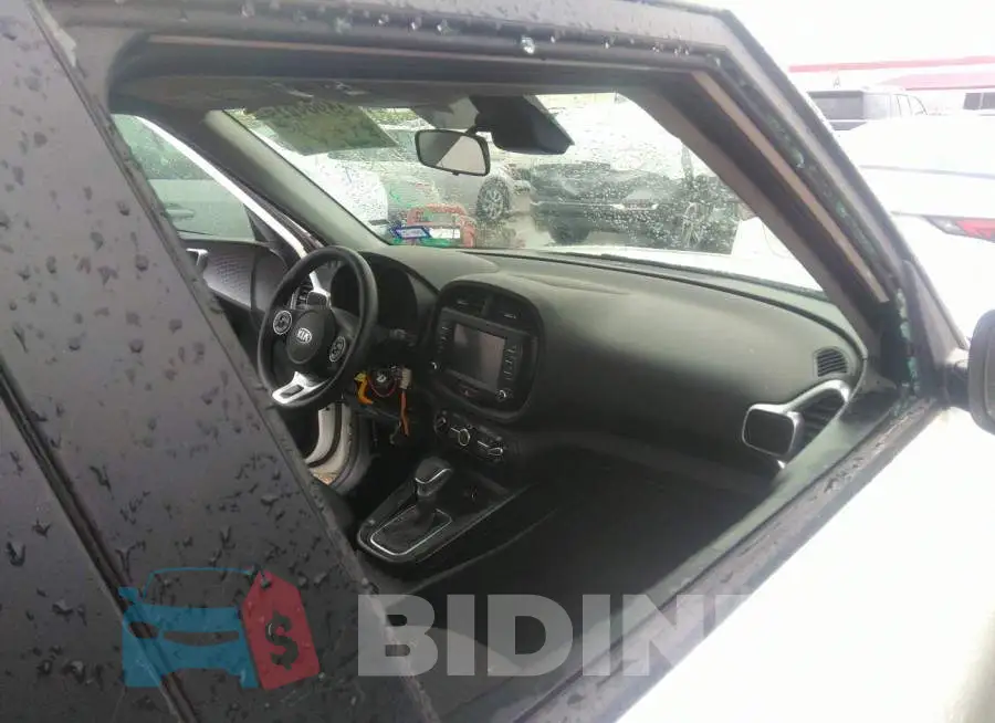 KNDJ23AUXM7748768 Photo# 6