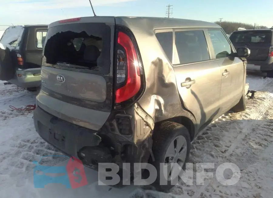 KNDJN2A2XF7183621 Photo# 4