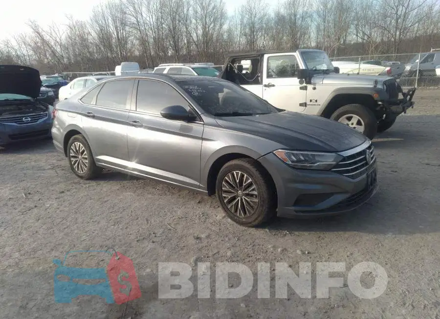 3VWCB7BUXKM154809 Photo# 1