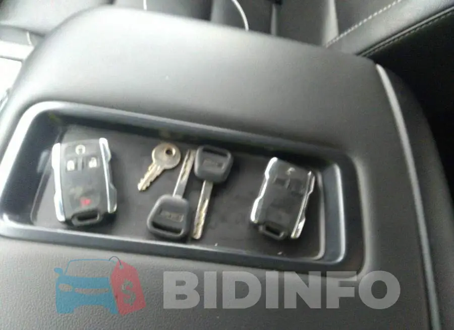 3GTU2VEC5EG518541 Photo# 11