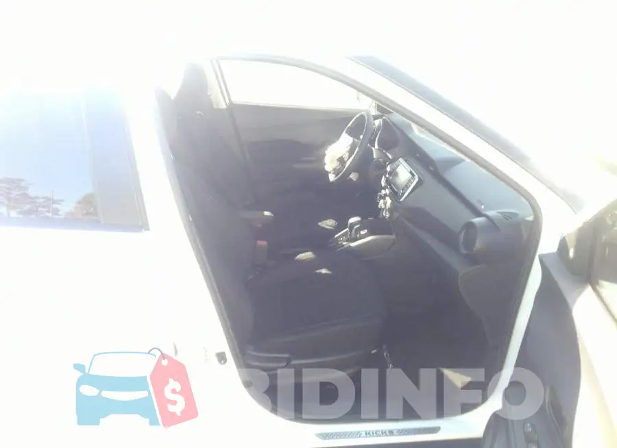 3N1CP5BV6NL518321 Photo# 5