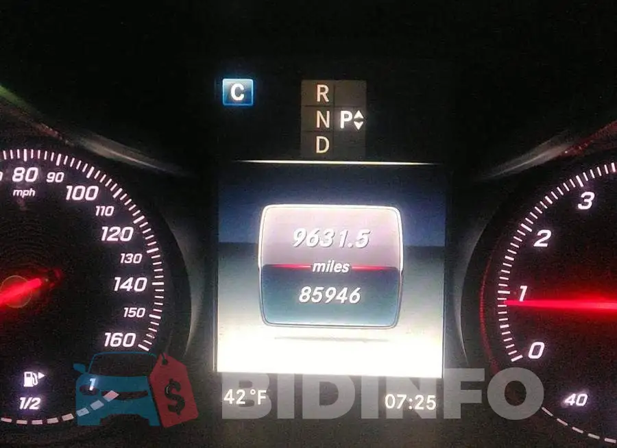 55SWF4JB9GU156693 Photo# 7