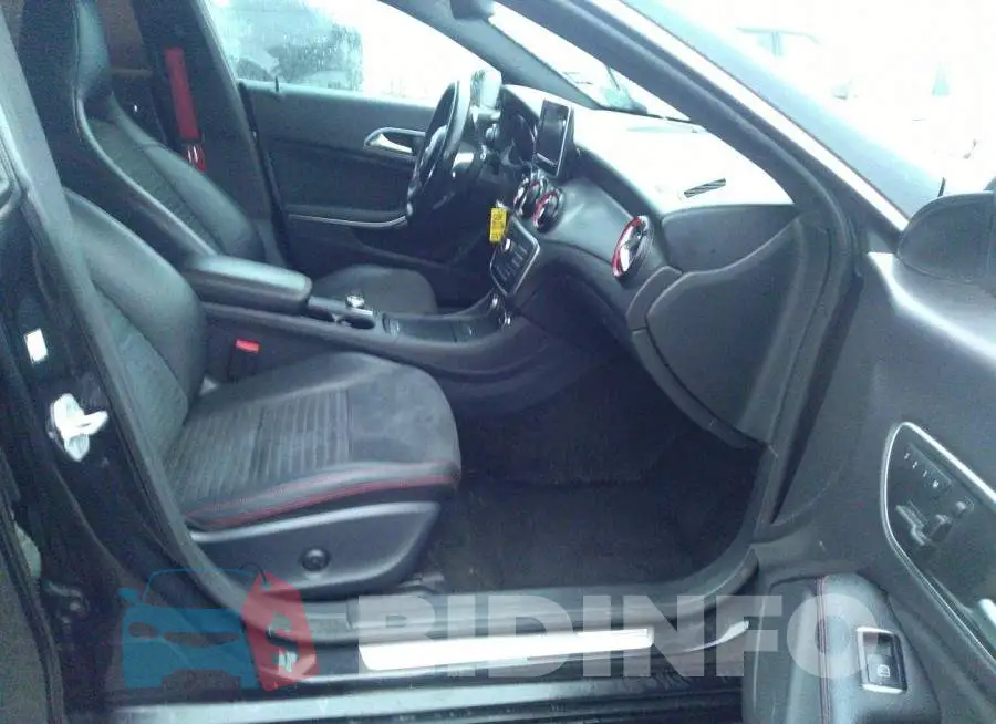 WDDSJ4EB9FN215756 Photo# 5