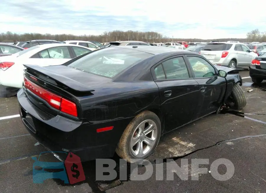 2C3CDXBGXEH340980 Photo# 4