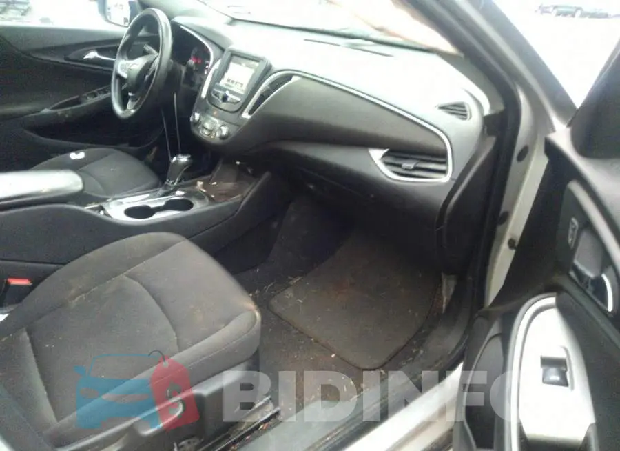 1G1ZB5ST2HF275313 Photo# 5