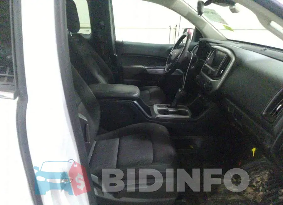 1GCHSCEA2L1183822 Photo# 5