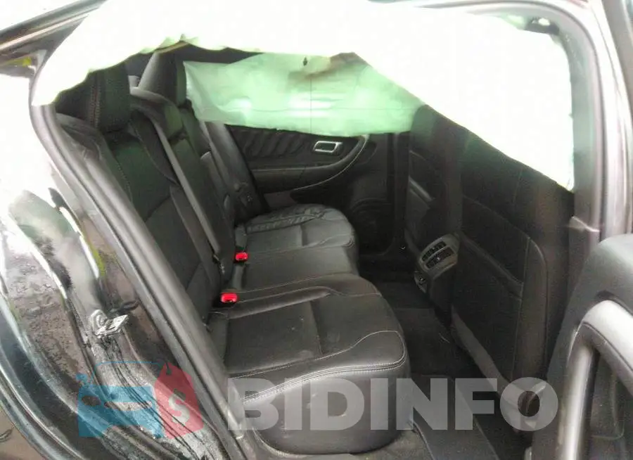 1FAHP2E83FG125749 Photo# 8