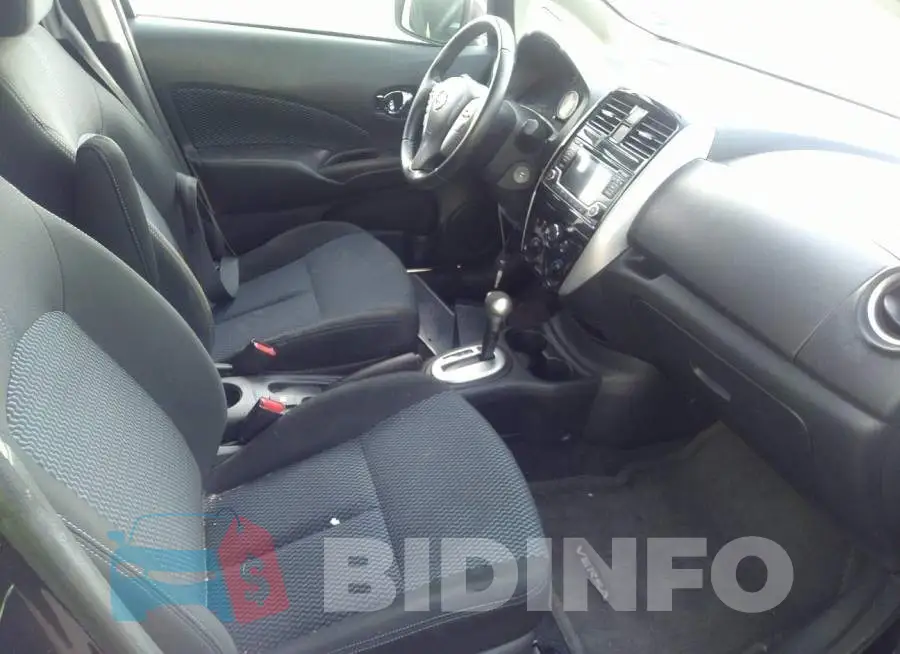 3N1CE2CP2GL390277 Photo# 5