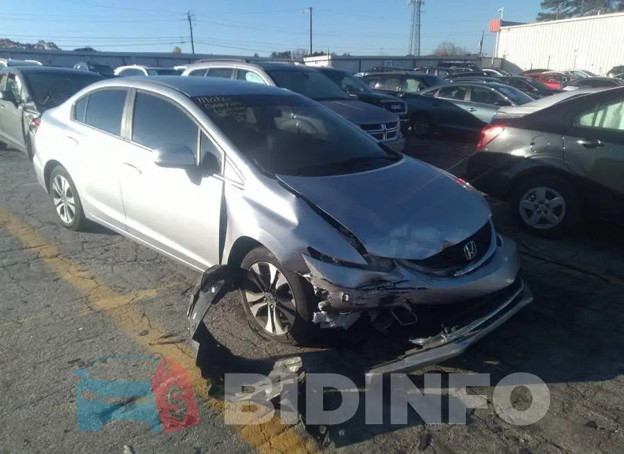 19XFB2F53FE018818 Photo# 1