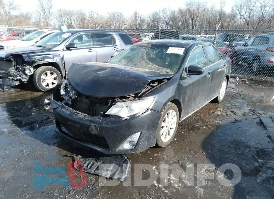 4T4BF1FK9DR329155 Photo# 2