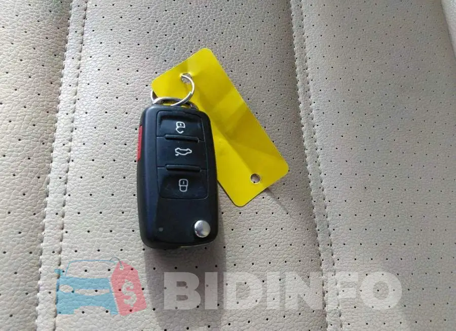 3VW637AJ7DM282588 Photo# 11