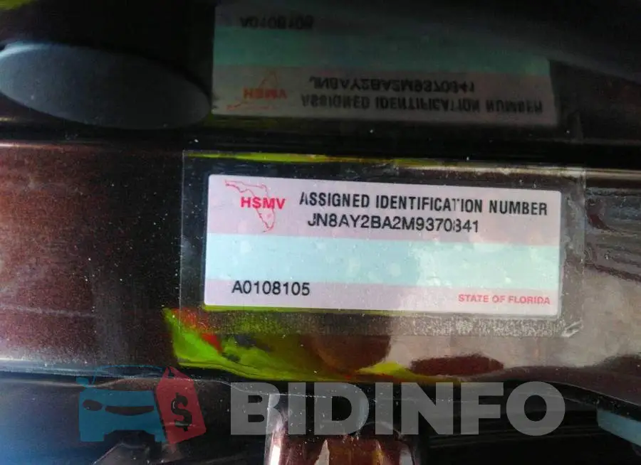 JN8AY2BA2M9370841 Photo# 9