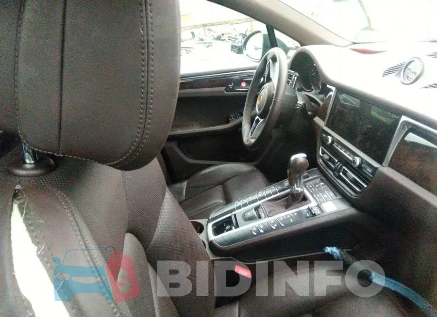 WP1AB2A51MLB32532 Photo# 5