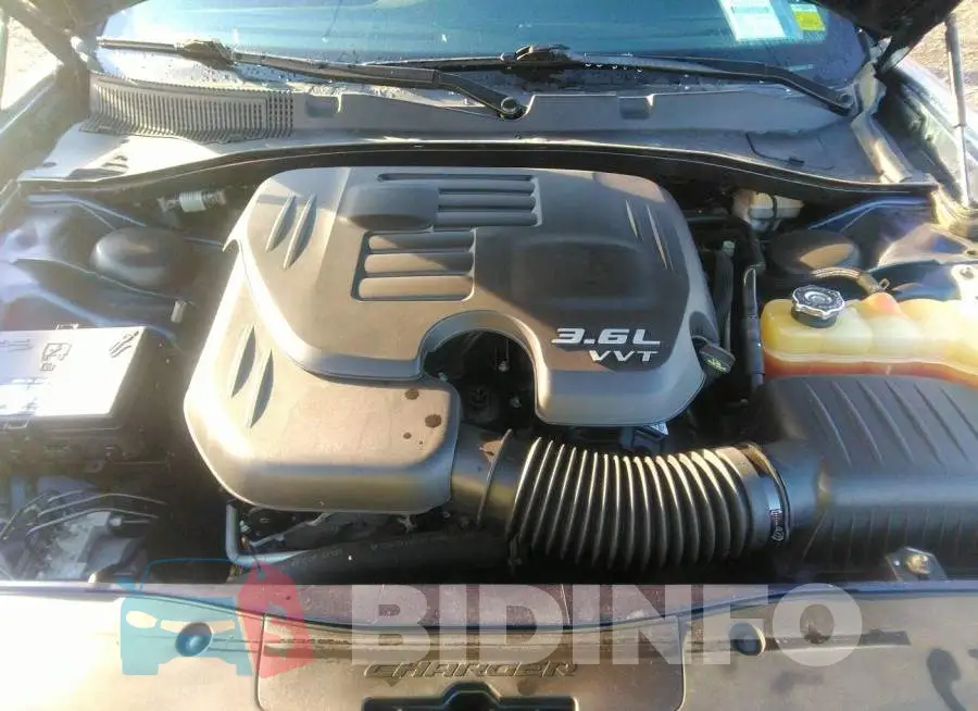 2C3CDXBG8FH918009 Photo# 10