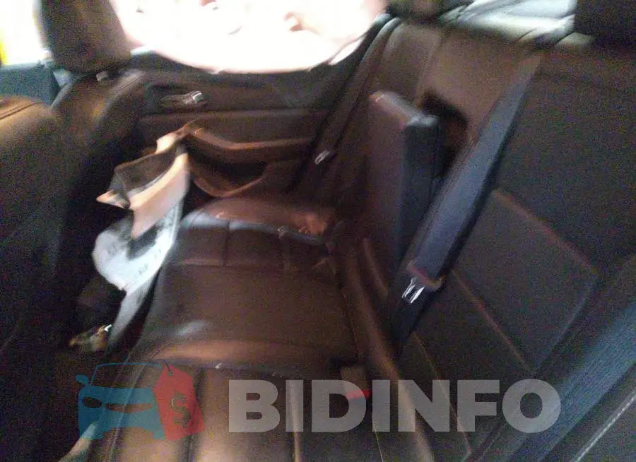 1G11D5SL7FF293407 Photo# 8