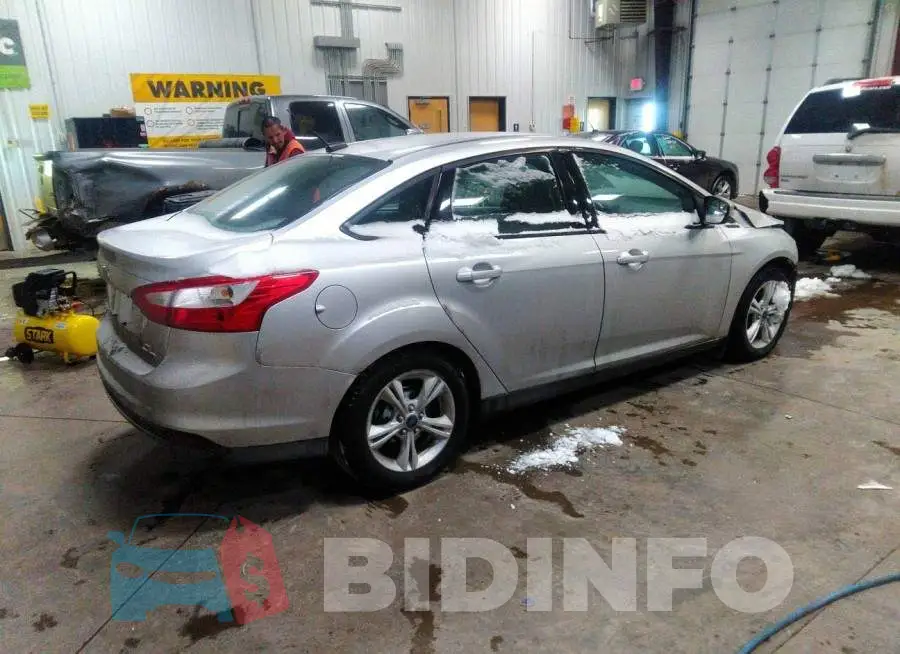 1FADP3F23EL254594 Photo# 4