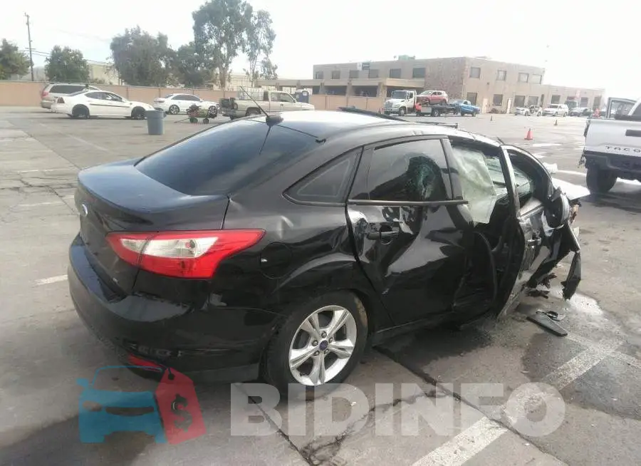 1FADP3F24DL342553 Photo# 4
