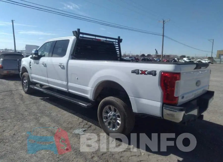 1FT7W2B63JEB47993 Photo# 3