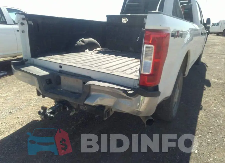 1FT7W2B68KEG40666 Photo# 6