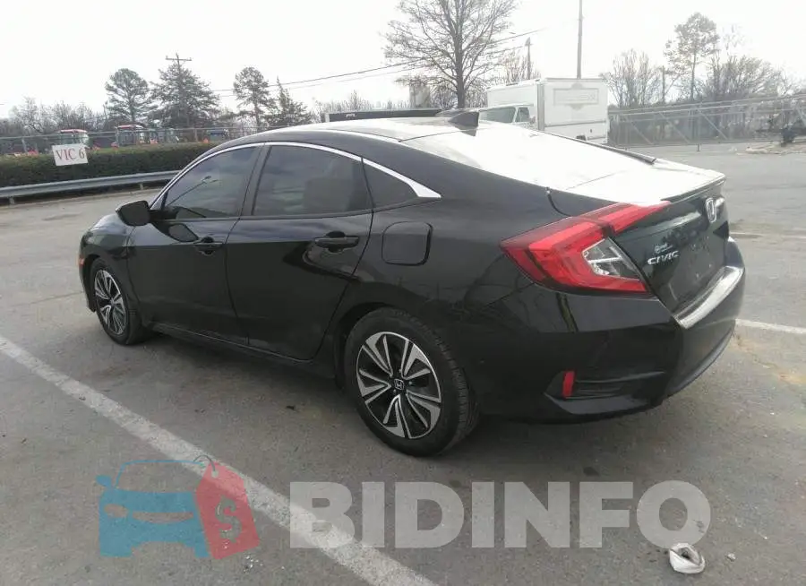 19XFC1F33HE205159 Photo# 3