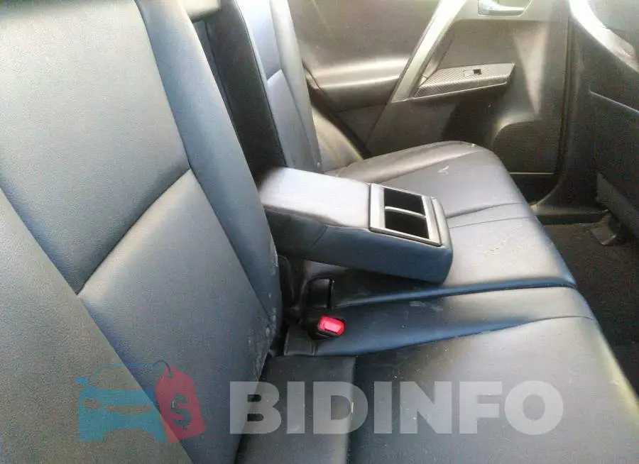 JTMDFREVXFD144214 Photo# 8