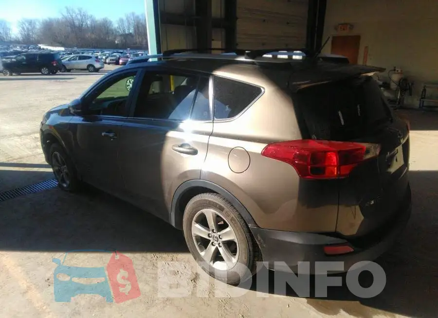 JTMRFREV3FD154993 Photo# 3