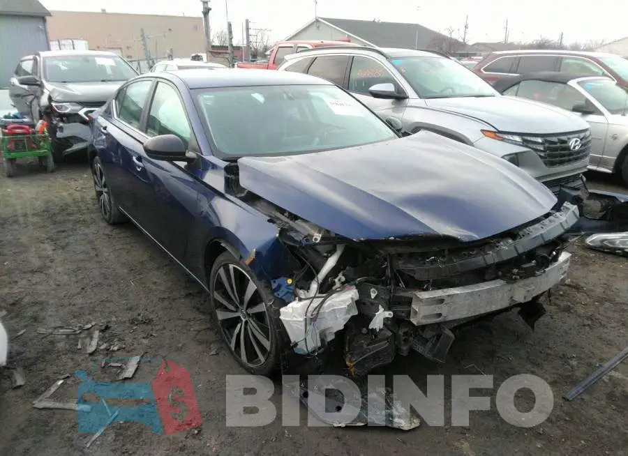 1N4BL4CV9KC111278 Photo# 1