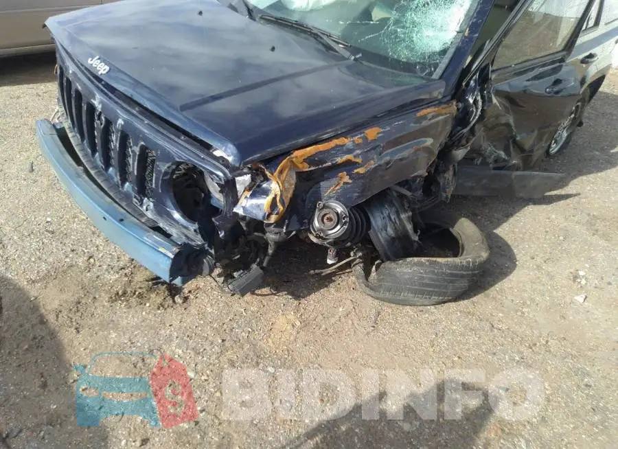 1C4NJPBA2ED779192 Photo# 6