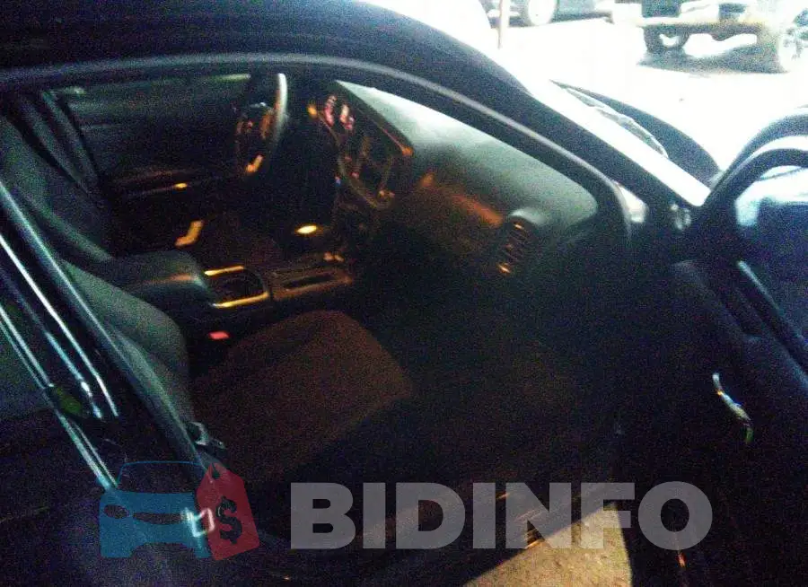 2C3CDXBG2DH639006 Photo# 5