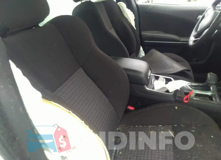 2C3CDXHG5NH157252 Photo# 5